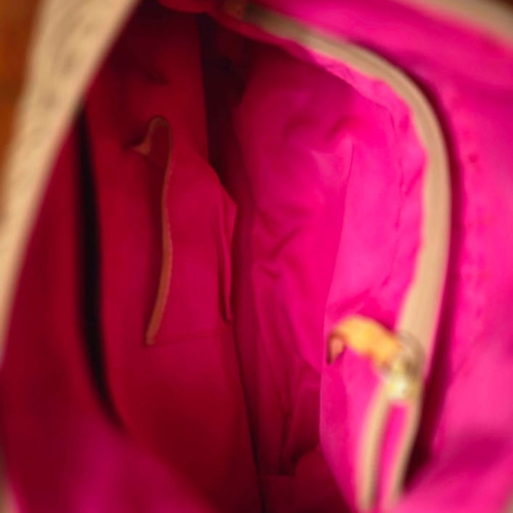 Dooney & Bourke Tan Patterned Shoulder Bag - Picture 5 of 8